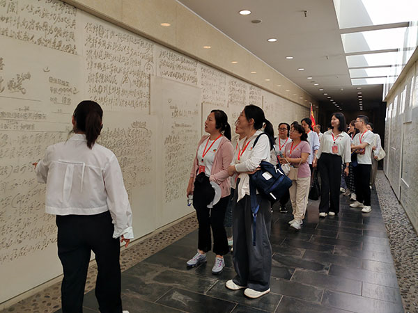 西柏坡干部培訓